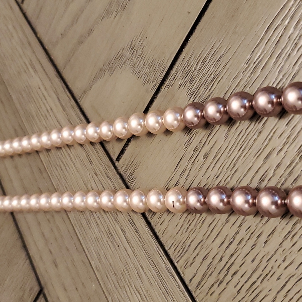 Pearl (Faux) NEW Necklace and Stretch Bracelet - Picture 5 of 8
